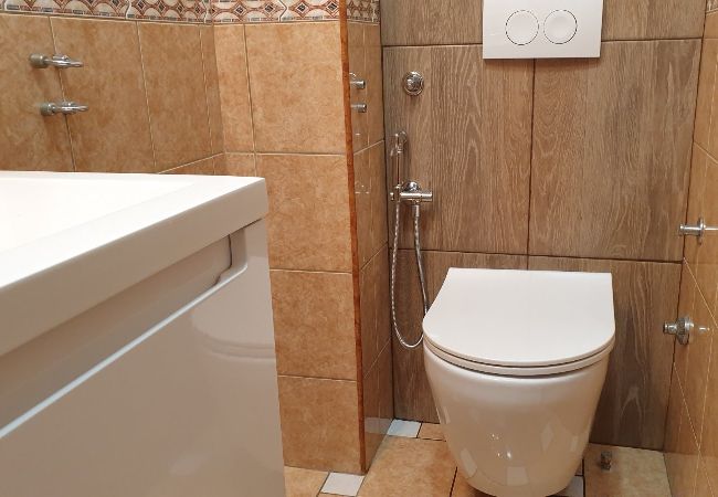 Apartment in Jadranovo - Apartment in Jadranovo with Seaview, Balcony, Air condition, WIFI (3856-2) Apartment in Jadranovo - Apartment in Jadranovo with Seaview, Balcony, Air condition, WIFI (3856-2)