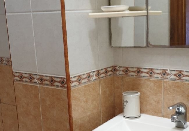 Apartment in Jadranovo - Apartment in Jadranovo with Seaview, Balcony, Air condition, WIFI (3856-2) Apartment in Jadranovo - Apartment in Jadranovo with Seaview, Balcony, Air condition, WIFI (3856-2)
