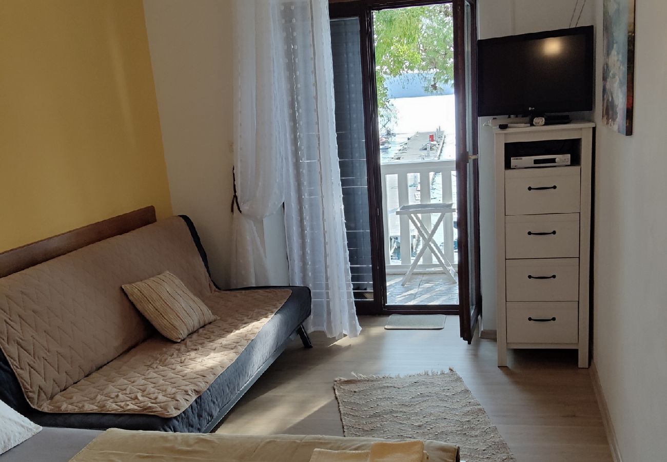 Apartment in Jadranovo - Apartment in Jadranovo with Seaview, Balcony, Air condition, WIFI (3856-2)