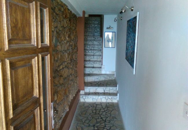 Studio in Jadranovo - Studio apartment in Jadranovo with Balcony, Air condition, WIFI (3856-3) Studio in Jadranovo - Studio apartment in Jadranovo with Balcony, Air condition, WIFI (3856-3)