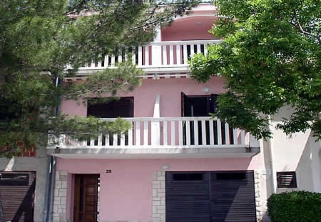 Studio in Jadranovo - Studio apartment in Jadranovo with Balcony, Air condition, WIFI (3856-3) Studio in Jadranovo - Studio apartment in Jadranovo with Balcony, Air condition, WIFI (3856-3)
