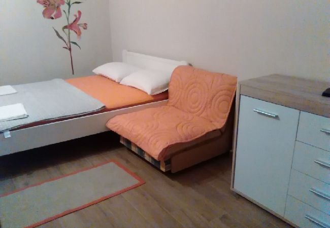 Studio in Jadranovo - Studio apartment in Jadranovo with Balcony, Air condition, WIFI (3856-3) Studio in Jadranovo - Studio apartment in Jadranovo with Balcony, Air condition, WIFI (3856-3)