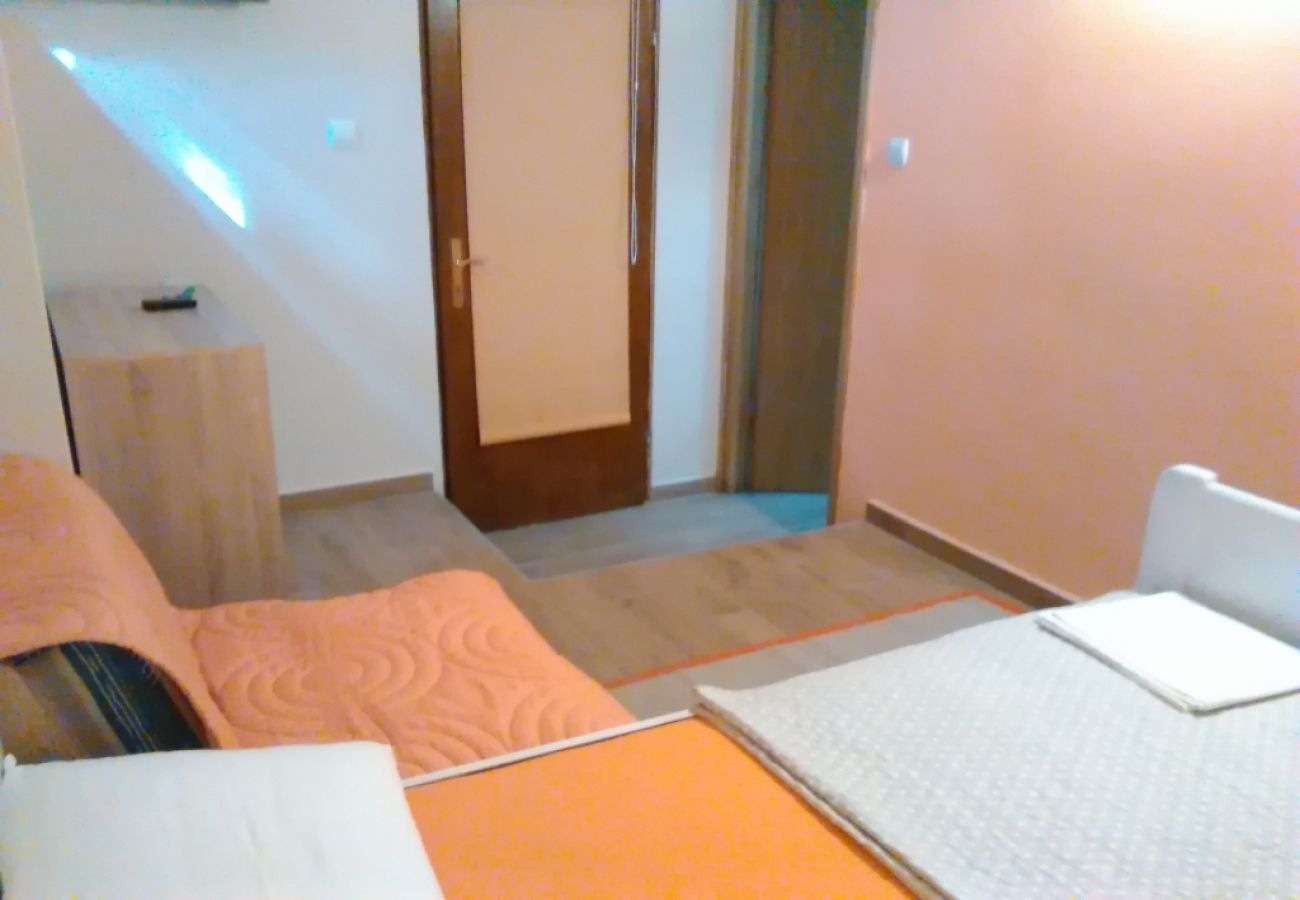 Studio in Jadranovo - Studio apartment in Jadranovo with Balcony, Air condition, WIFI (3856-3)