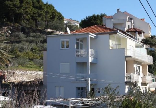 Apartment in Duce - Apartment in Duće with Air condition, WIFI, Washing machine (4166-1) Apartment in Duce - Apartment in Duće with Air condition, WIFI, Washing machine (4166-1)