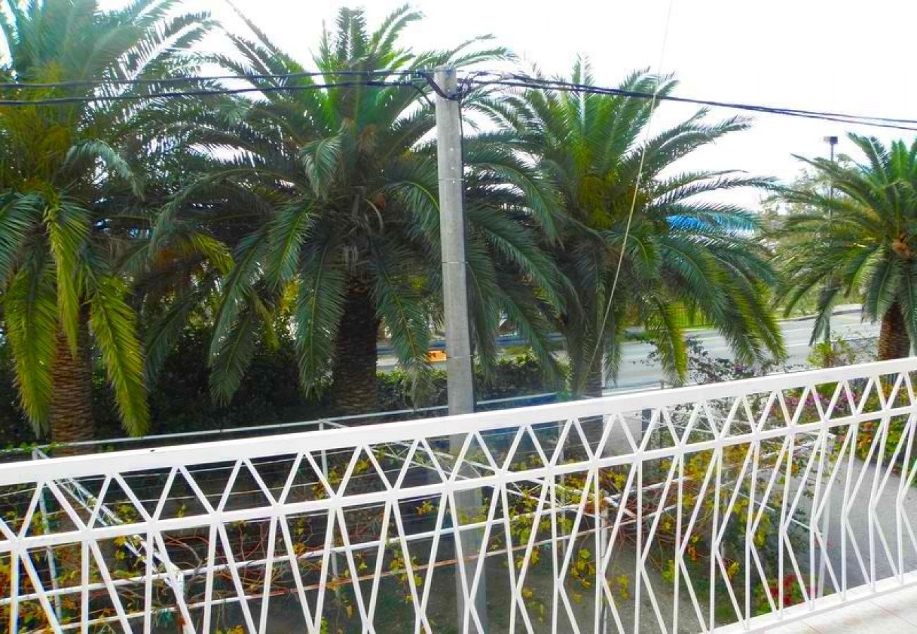 Apartment in Duce - Apartment in Duće with Seaview, Balcony, Air condition, WIFI (4166-3)