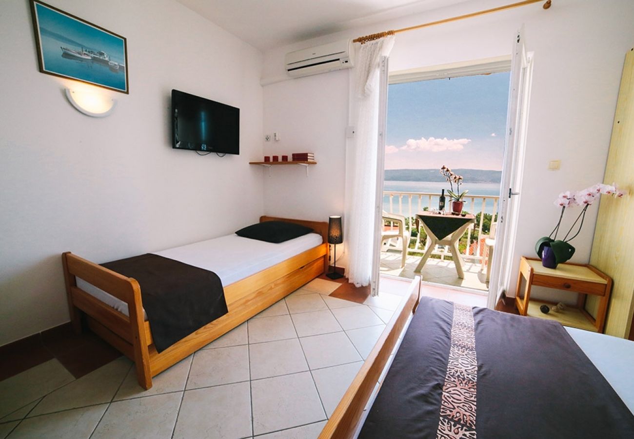 Studio in Duce - Studio apartment in Duće with Seaview, Balcony, Air condition, WIFI (4167-3)