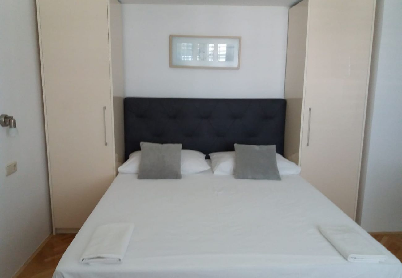 Studio in Duce - Studio apartment in Duće with Seaview, Balcony, Air condition, WIFI (4174-3)