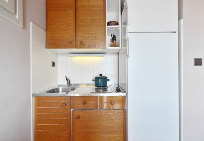House in Lokva Rogoznica - Holiday Home in Lokva Rogoznica with Seaview, Terrace, Air condition (4184-3) House in Lokva Rogoznica - Holiday Home in Lokva Rogoznica with Seaview, Terrace, Air condition (4184-3)