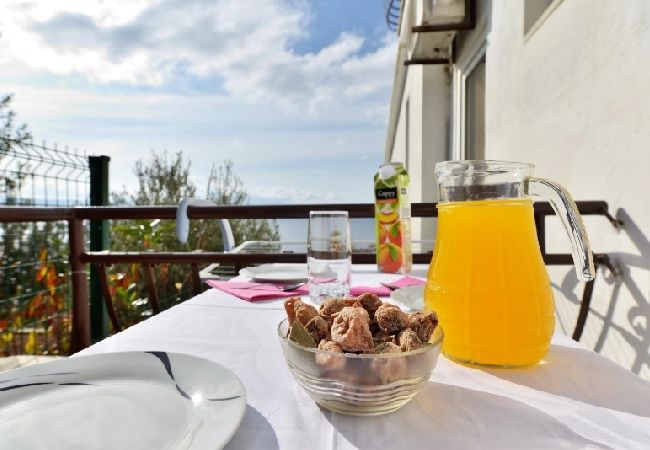 Apartment in Lokva Rogoznica - Apartment in Lokva Rogoznica with Seaview, Balcony, Air condition (4184-4) Apartment in Lokva Rogoznica - Apartment in Lokva Rogoznica with Seaview, Balcony, Air condition (4184-4)