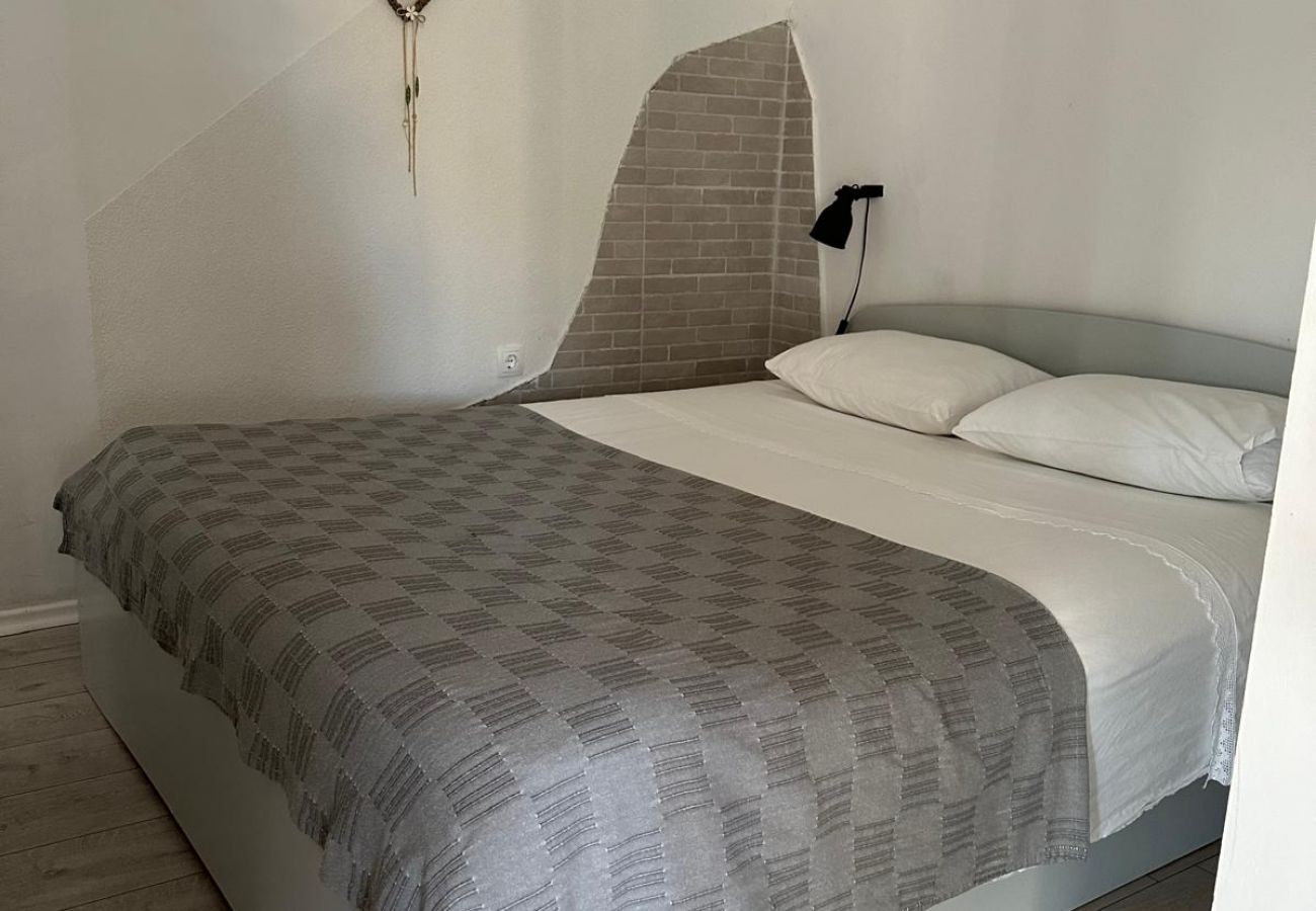 Studio in Trpanj - Studio apartment in Trpanj with Terrace, Air condition, WIFI, Washing machine (4199-5)