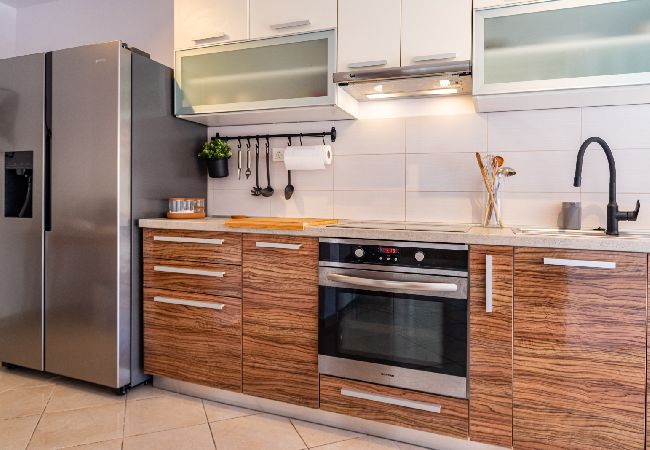 House in Lukoran - Holiday Home in Lukoran with Seaview, Terrace, Air condition, WIFI (4200-1) House in Lukoran - Holiday Home in Lukoran with Seaview, Terrace, Air condition, WIFI (4200-1)