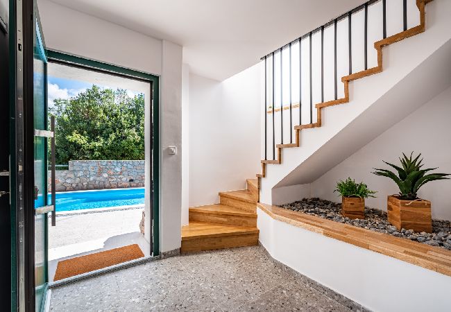 House in Lukoran - Holiday Home in Lukoran with Seaview, Terrace, Air condition, WIFI (4200-1) House in Lukoran - Holiday Home in Lukoran with Seaview, Terrace, Air condition, WIFI (4200-1)