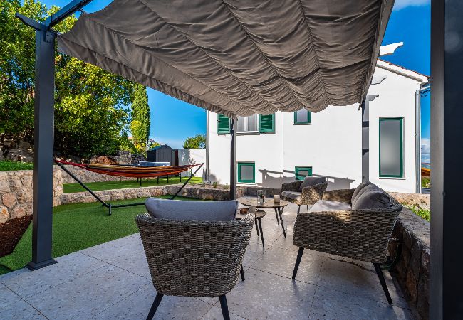 House in Lukoran - Holiday Home in Lukoran with Seaview, Terrace, Air condition, WIFI (4200-1) House in Lukoran - Holiday Home in Lukoran with Seaview, Terrace, Air condition, WIFI (4200-1)