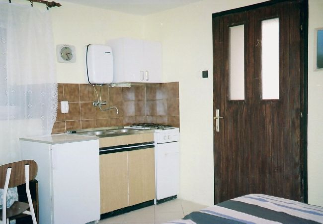 Studio in Novi Vinodolski - Studio apartment in Novi Vinodolski with Terrace, Air condition, WIFI (4208-1) Studio in Novi Vinodolski - Studio apartment in Novi Vinodolski with Terrace, Air condition, WIFI (4208-1)