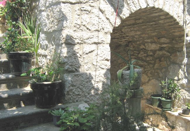 Studio in Novi Vinodolski - Studio apartment in Novi Vinodolski with Terrace, Air condition, WIFI (4208-1) Studio in Novi Vinodolski - Studio apartment in Novi Vinodolski with Terrace, Air condition, WIFI (4208-1)