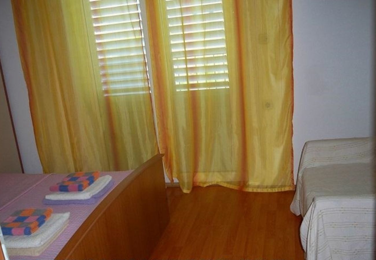 Apartment in Lopar - Apartment in Lopar with Balcony, Air condition, WIFI (4224-1)