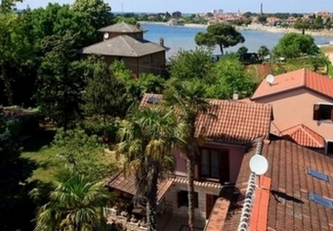 Apartment in Umag - Apartment in Umag with Air condition, WIFI (4222-2)