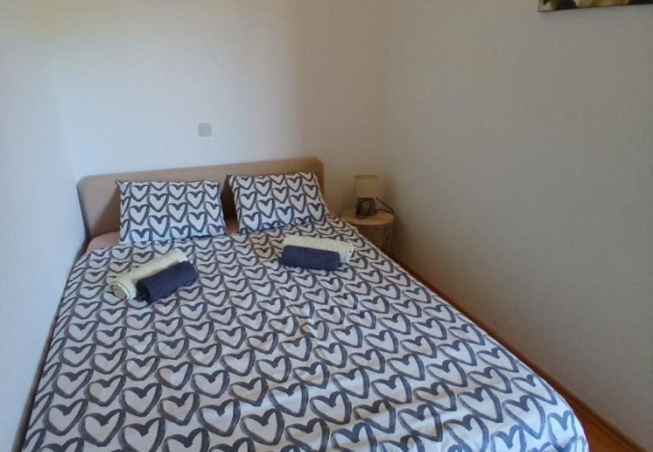 Apartment in Kampor - Apartment in Kampor with Balcony, Air condition, WIFI (4235-2)