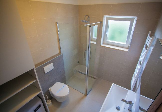 Apartment in Cres - Apartment in Cres with Seaview, Balcony, Air condition, WIFI (4249-1) Apartment in Cres - Apartment in Cres with Seaview, Balcony, Air condition, WIFI (4249-1)