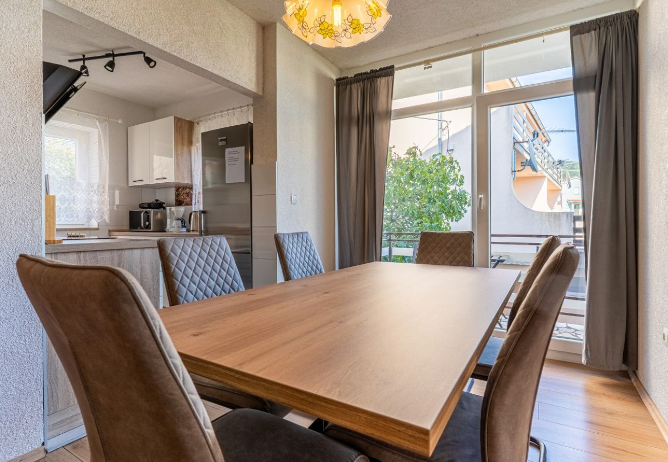 Apartment in Cres - Apartment in Cres with Seaview, Balcony, Air condition, WIFI (4249-1)