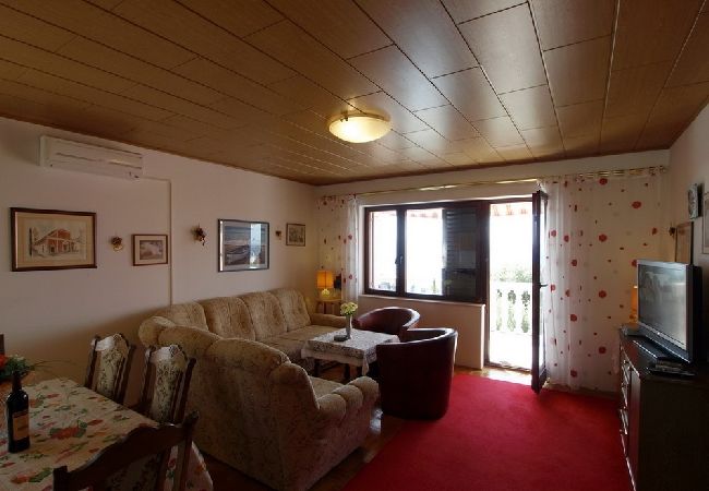 Apartment in Kožino - Apartment in Kožino with Seaview, Balcony, Air condition, WIFI (4262-1) Apartment in Kožino - Apartment in Kožino with Seaview, Balcony, Air condition, WIFI (4262-1)