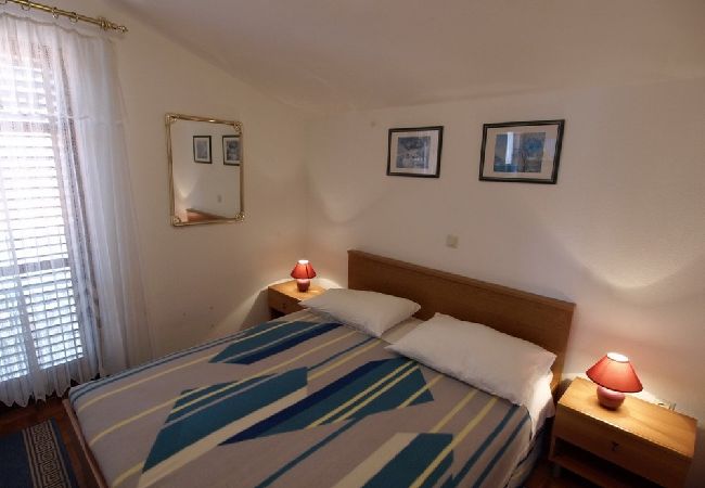 Apartment in Kožino - Apartment in Kožino with Seaview, Balcony, Air condition, WIFI (4262-1) Apartment in Kožino - Apartment in Kožino with Seaview, Balcony, Air condition, WIFI (4262-1)