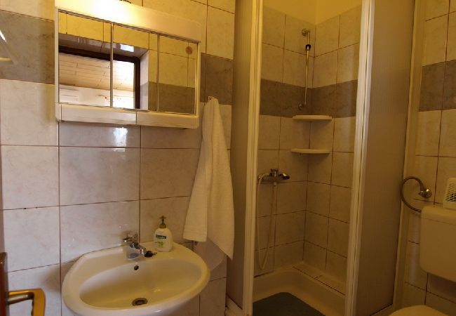 Apartment in Kožino - Apartment in Kožino with Seaview, Balcony, Air condition, WIFI (4262-1) Apartment in Kožino - Apartment in Kožino with Seaview, Balcony, Air condition, WIFI (4262-1)