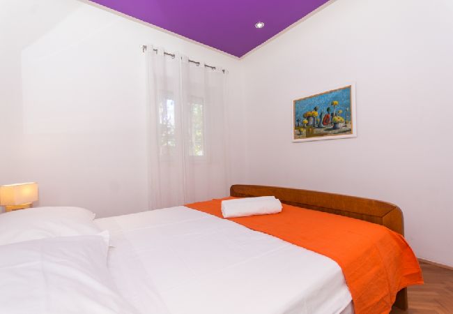 Apartment in Trogir - Apartment in Trogir with Seaview, Terrace, Air condition, WIFI (3459-3) Apartment in Trogir - Apartment in Trogir with Seaview, Terrace, Air condition, WIFI (3459-3)