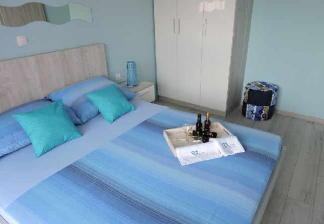 Apartment in Biograd na moru - Apartment in Biograd na Moru with Balcony, Air condition, WIFI (4269-4) Apartment in Biograd na moru - Apartment in Biograd na Moru with Balcony, Air condition, WIFI (4269-4)