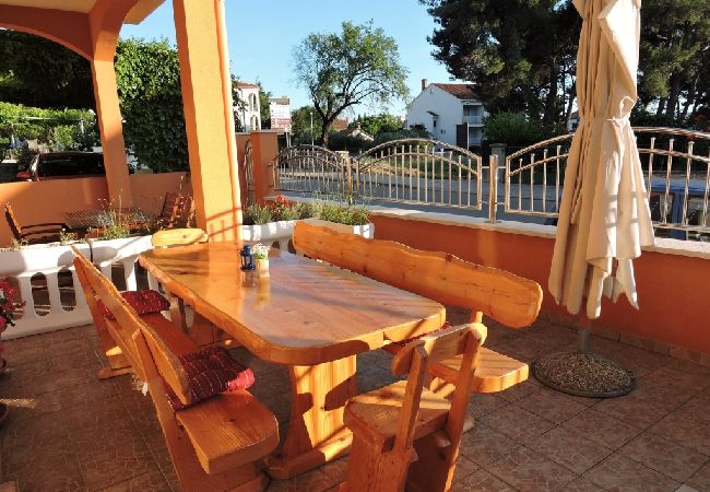 Apartment in Biograd na moru - Apartment in Biograd na Moru with Balcony, Air condition, WIFI (4269-4) Apartment in Biograd na moru - Apartment in Biograd na Moru with Balcony, Air condition, WIFI (4269-4)