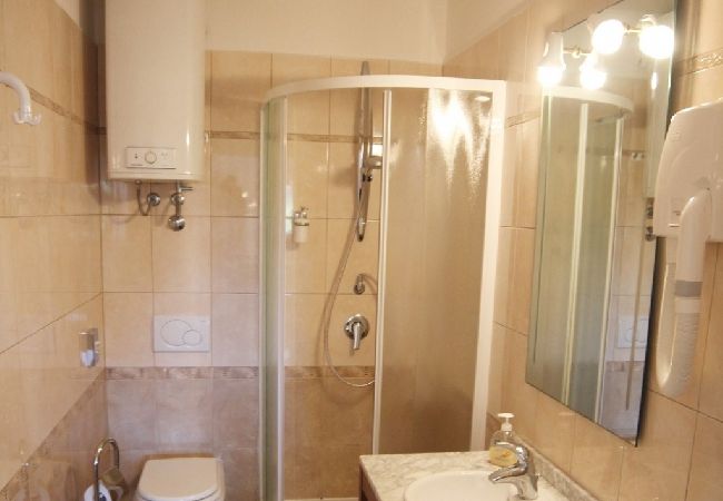 Apartment in Rovinj - Apartment in Rovinj with Terrace, Air condition, WIFI, Dishwasher (4285-1) Apartment in Rovinj - Apartment in Rovinj with Terrace, Air condition, WIFI, Dishwasher (4285-1)