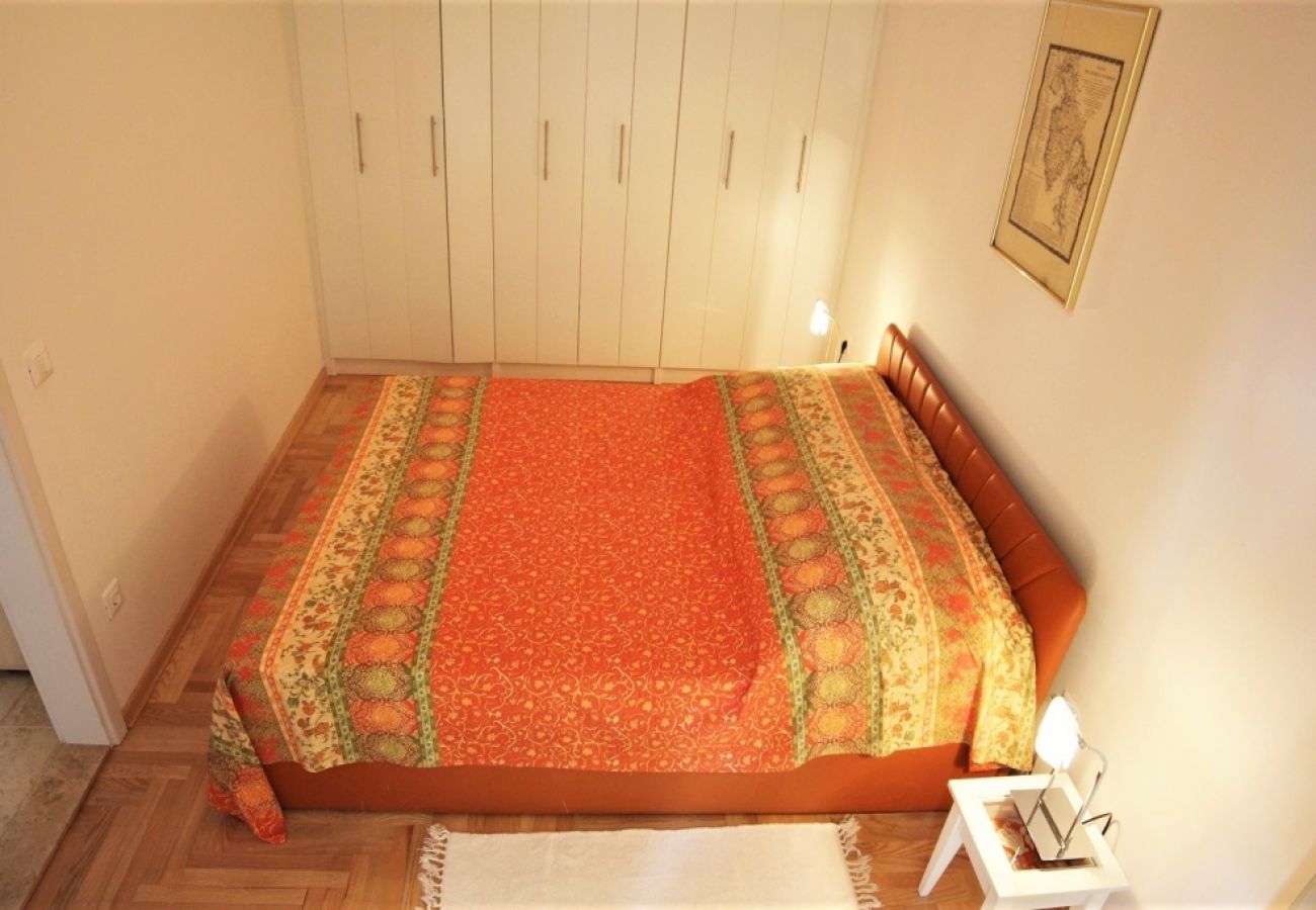 Apartment in Rovinj - Apartment in Rovinj with Terrace, Air condition, WIFI, Dishwasher (4285-3)