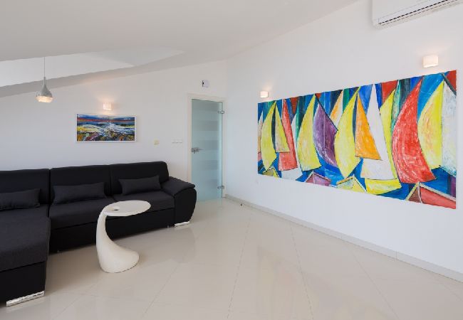 Apartment in Stanici - Apartment in Stanići with Seaview, Balcony, Air condition, WIFI (3782-8) Apartment in Stanici - Apartment in Stanići with Seaview, Balcony, Air condition, WIFI (3782-8)