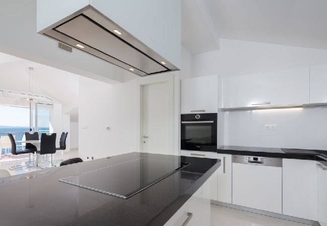 Apartment in Stanici - Apartment in Stanići with Seaview, Balcony, Air condition, WIFI (3782-8) Apartment in Stanici - Apartment in Stanići with Seaview, Balcony, Air condition, WIFI (3782-8)