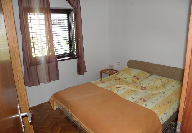 Apartment in Baška - Apartment in Baška with Terrace, Air condition, WIFI, Washing machine (863-4) Apartment in Baška - Apartment in Baška with Terrace, Air condition, WIFI, Washing machine (863-4)