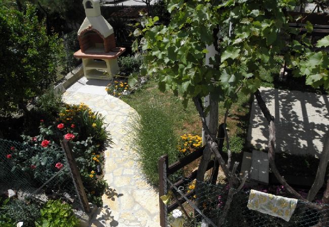 Apartment in Baška - Apartment in Baška with Terrace, Air condition, WIFI, Washing machine (863-4) Apartment in Baška - Apartment in Baška with Terrace, Air condition, WIFI, Washing machine (863-4)