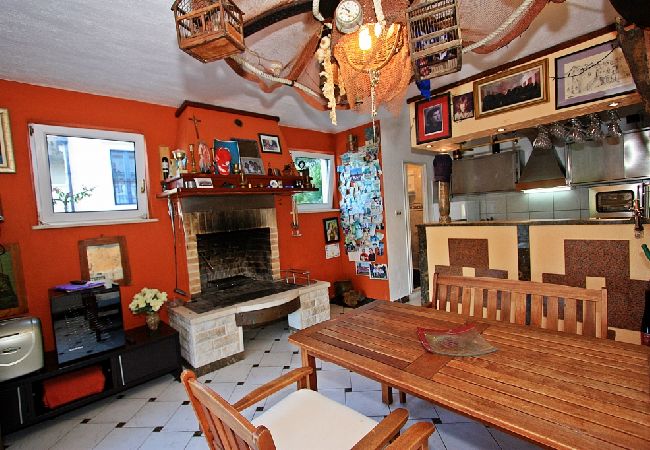 House in Postira - Holiday Home in Postira with Seaview, Terrace, Air condition, WIFI (4298-1) House in Postira - Holiday Home in Postira with Seaview, Terrace, Air condition, WIFI (4298-1)