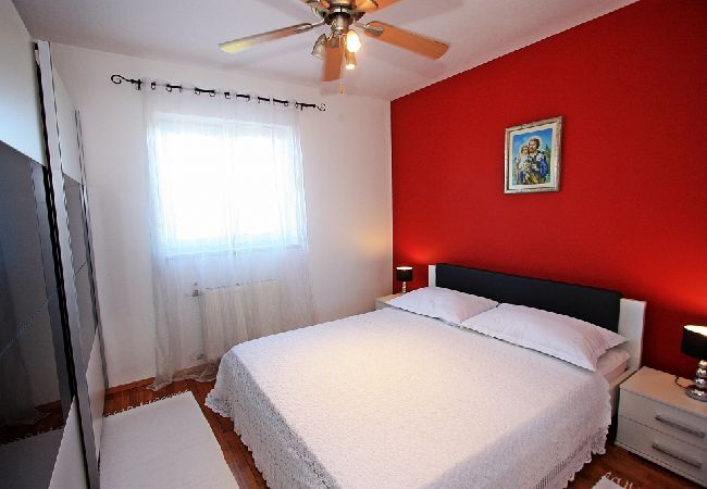 House in Postira - Holiday Home in Postira with Seaview, Terrace, Air condition, WIFI (4298-1) House in Postira - Holiday Home in Postira with Seaview, Terrace, Air condition, WIFI (4298-1)