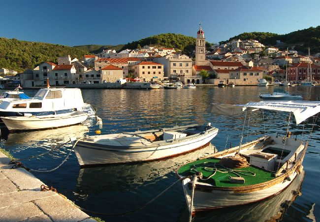 House in Postira - Holiday Home in Postira with Seaview, Terrace, Air condition, WIFI (4298-1) House in Postira - Holiday Home in Postira with Seaview, Terrace, Air condition, WIFI (4298-1)