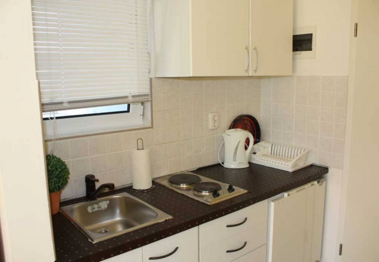 Studio in Trogir - Studio apartment in Trogir with Balcony, Air condition, WIFI (4328-4)