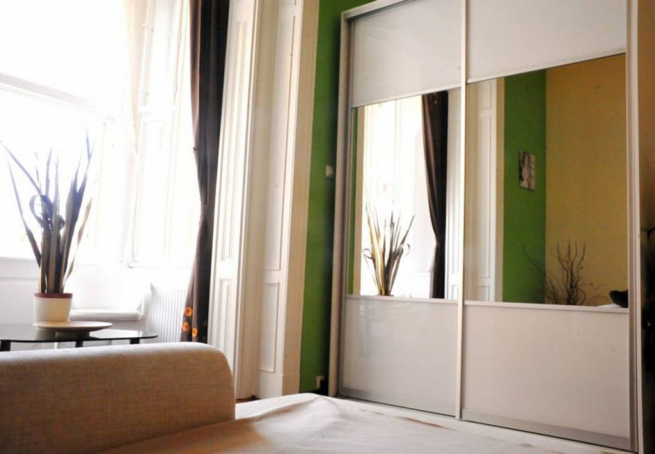 Apartment in Zagreb - Apartment in Zagreb with Air condition, WIFI, Washing machine, Dishwasher (4332-1)