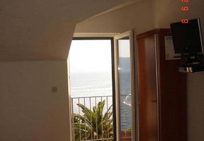 Studio in Brist - Studio apartment in Brist with Seaview, Balcony, Air condition, WIFI (4333-1) Studio in Brist - Studio apartment in Brist with Seaview, Balcony, Air condition, WIFI (4333-1)