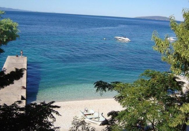 Studio in Brist - Studio apartment in Brist with Seaview, Balcony, Air condition, WIFI (4333-2) Studio in Brist - Studio apartment in Brist with Seaview, Balcony, Air condition, WIFI (4333-2)