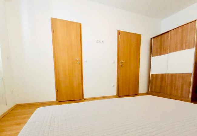 Apartment in Supetarska Draga - Apartment in Supetarska Draga with Seaview, Balcony, Air condition, WIFI (4325-2) Apartment in Supetarska Draga - Apartment in Supetarska Draga with Seaview, Balcony, Air condition, WIFI (4325-2)