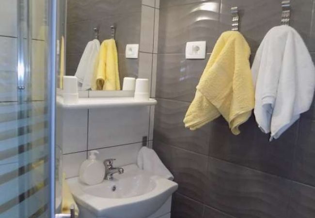 Studio in Mošcenicka Draga - Studio apartment in Mošćenička Draga with Seaview, Terrace, Air condition, WIFI (4364-1) Studio in Mošcenicka Draga - Studio apartment in Mošćenička Draga with Seaview, Terrace, Air condition, WIFI (4364-1)
