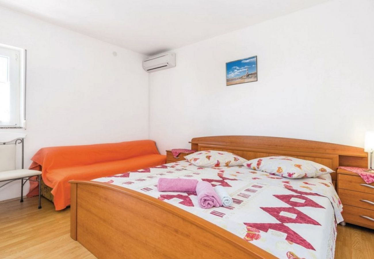 Apartment in Palit - Apartment in Palit with Terrace, Air condition, WIFI, Washing machine (4386-2)