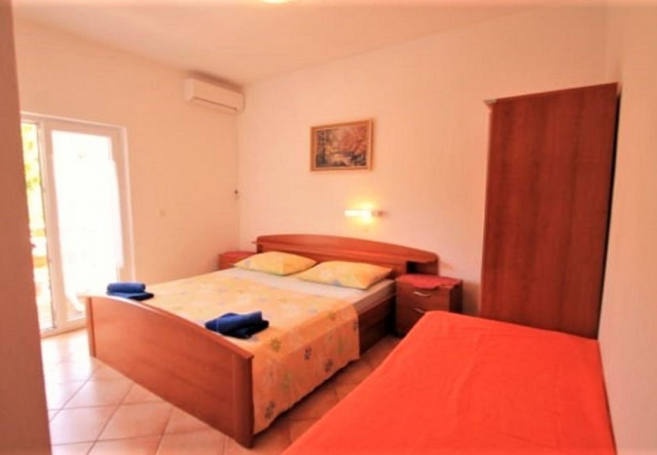 Apartment in Palit - Apartment in Palit with Terrace, Air condition, WIFI, Washing machine (4386-1)