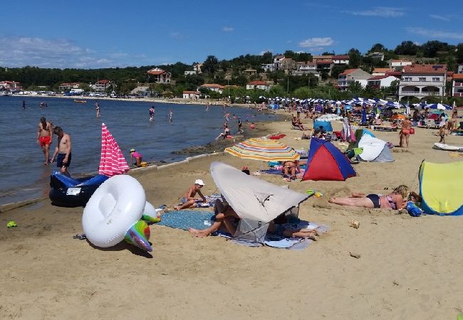 Apartment in Lopar - Apartment in Lopar with Balcony, Air condition, WIFI, Washing machine (73-4) Apartment in Lopar - Apartment in Lopar with Balcony, Air condition, WIFI, Washing machine (73-4)