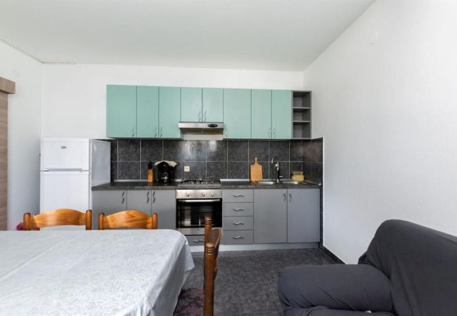 Apartment in Lopar - Apartment in Lopar with Terrace, Air condition, WIFI (4419-1) Apartment in Lopar - Apartment in Lopar with Terrace, Air condition, WIFI (4419-1)