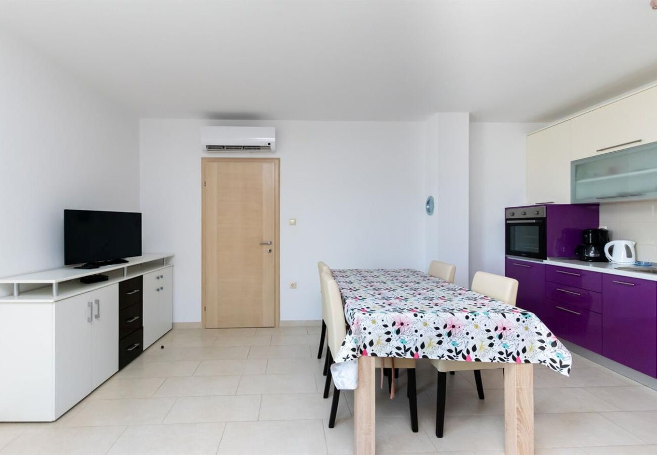 Apartment in Lopar - Apartment in Lopar with Seaview, Balcony, Air condition, WIFI (4421-2)